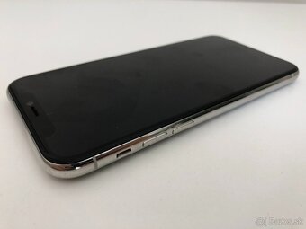 apple iphone 11 PRO 64gb Silver / Batéria 92% - 8