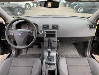 VOLVO V50 2.4 D5 MOMENTUM A/T SPORT - 8