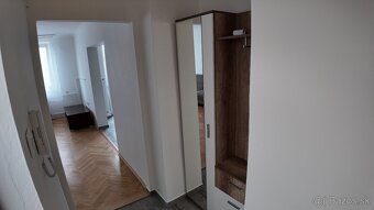 Od augusta: 3i byt so zariadením na Ružovom háji - 8