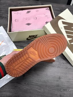 JORDAN 1 RETRO "TRAVIS SCOTT - CANARY" Tenisky - 8