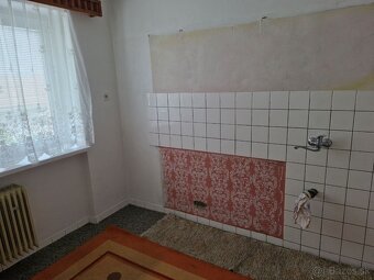 5-izbový rodinný dom v obci Koš pri Prievidzi - 8