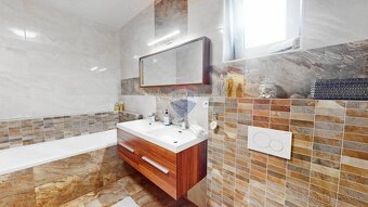 ✅ Priestranný RD 160m2 - TRI VODY - Malinovo - 8