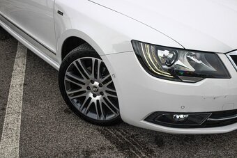 Škoda Superb Combi 2.0 TDI CR Business - 8