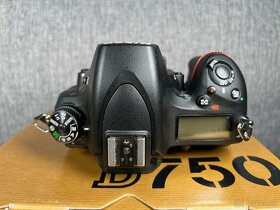 P: Nikon D750, Nikkor 24-70mm f/2.8, Nikkor 50mm f/1.8 - 8