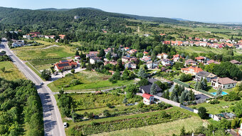 Rekreačný domček s pekným pozemkom v Harmónii. Odporúčam - 8