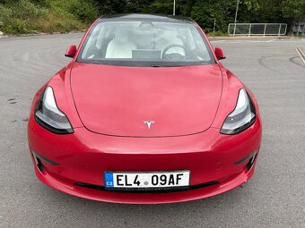 Tesla Model 3 MY21 refresh, bílý int. Long Range SoH 91% - 8
