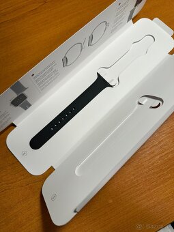 apple watch SE Space Gray Aluminum Case Black Sport Band - 8