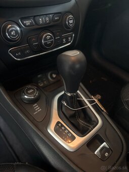 Jeep Cherokee 2.2 CRD Limited 4x4 - 8