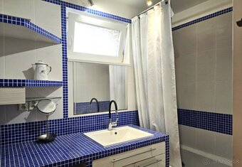 Predaj - 5 izbový dvojgeneračný rodinný dom-Rajka Maďarsko - 8