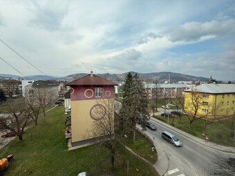 Priestranný 4-izb. byt v TOP lokalite Kys.N.Mesta - 8