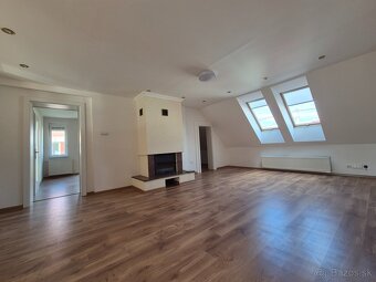 Krásny rodinný dom aj ako investícia - 8