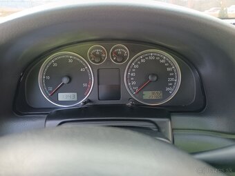 VOLKSWAGEN PASSAT B5,5 - 8