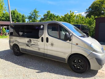 OPEL VIVARO RENAULT TRAFIC - 8