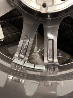 original mercedes CLS W257 r18 A257 A2574010800 - 8