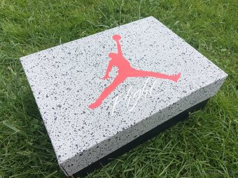 Jordan 4 Retro Bred Reimagined EU 41 - 8
