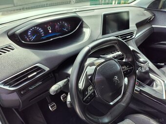Predám Peugeot 3008 1.2 PureTech Allure - 8