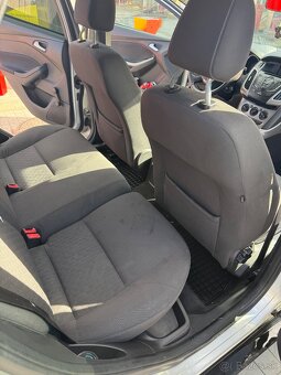 Predam Ford focus 1.0 ecobost 74kw benzín - 8