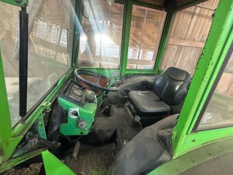 Traktor Holder - 8