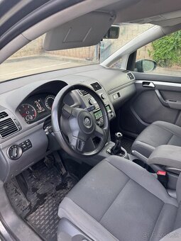 Prodam VW Touran 1T3, 7 mist, spolehliva motorizace 1.6Tdi 7 - 8