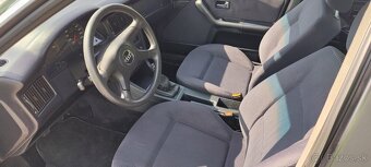Audi 80 1.6 i - 8