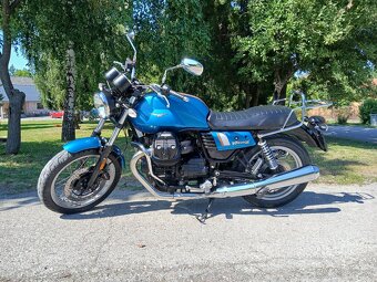 Moto Guzzi V7 Special - 8
