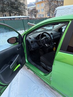 Mazda 2 DE - 8