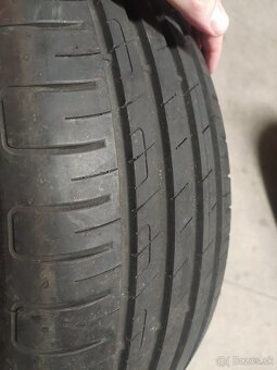 GOODYEAR Efficientgrip Performance 205/55 R17 - 8