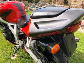 Honda CBR 900RR Fireblade SC33, Top stav, nová cena - 8