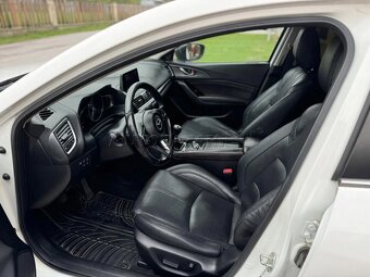 Mazda 3 2.2 Skyactiv -D150 Revolution TOP - 8