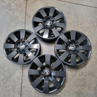 Hliníkové Škoda disky 5x112 R16 7J ET37 - 8