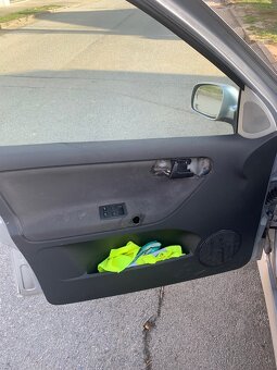 vw polo 1,4 tdi 2000 - 8