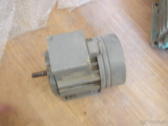 predam rozne elektromotory a aj prevodovky - 8