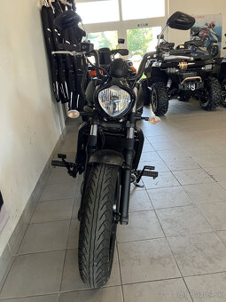 Kawasaki Vulcan 650 S - 8