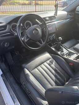 Skoda Superb combi 2.0 tdi L&K - 8