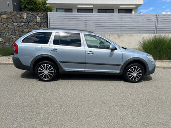 ŠKODA OCTAVIA 2 SCOUT 4x4 1.8TSI 118KW FACELIFT M2011 TAŽNÉ - 8