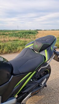 Kawasaki Z900 - 8