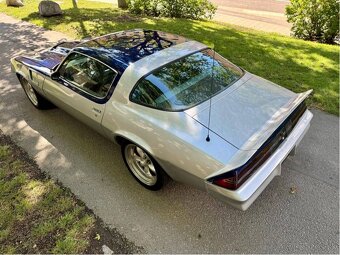 Chevrolet Camaro LT z28 z roku 1979 - 8