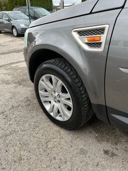 REZERVOVANE Land Rover Freelander 2 2.2 HSE 118kW - 8