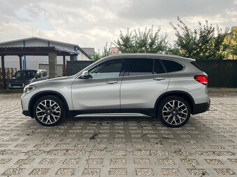 BMW X1 xDrive20d - 8