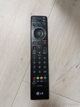 LG model 42LG3000 - 8