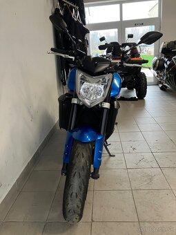 Yamaha FZ1 - 8
