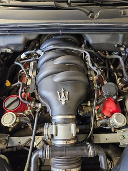 Maserati Quattroporte S - 8