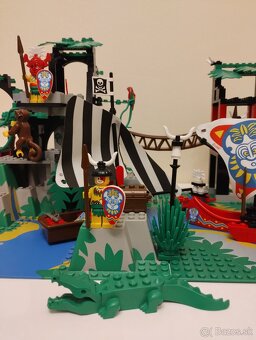 LEGO Pirates 6278 Enchanted Island - 8
