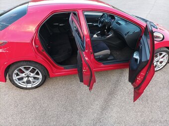 Honda Civic 2.2  103kW ZNÍŽENÁ CENA - 8