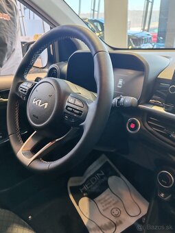 Kia Picanto 1.2 GT line, 1/2025, full výbava - 8