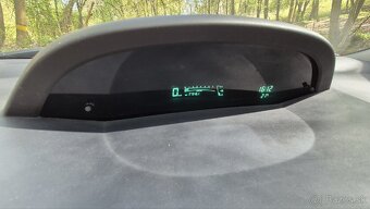 Toyota Yaris - 8