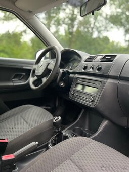 Na prenajom Skoda Fabia 2 1.6 TDI 2012 - 8