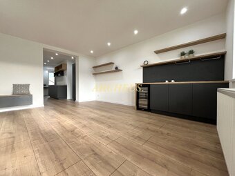 PREDAJ - 3 IZBOVÝ BYT S GARÁŽOU A LOGGIAMI, KURIMA, BARDEJOV - 8