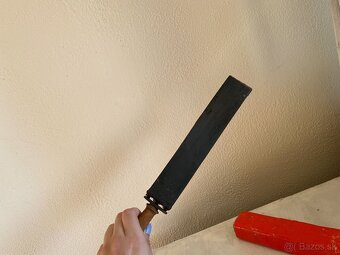 RETRO OSTRIČ NA BRITVU - 8