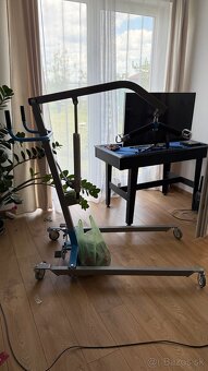 Predám hydraulicky zdvyhak pre imobilných - 8